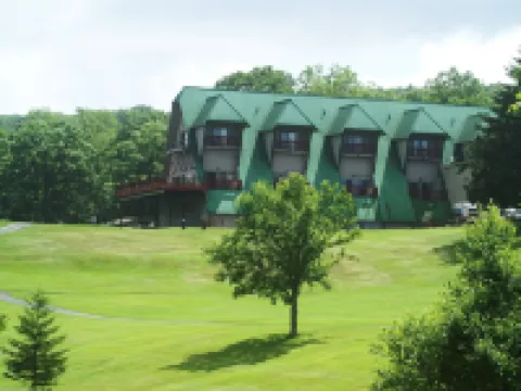 Alpine Lake Resort Hotels in Preston County