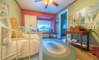 The Maid's Quarters Bed Breakfast & Tearoom