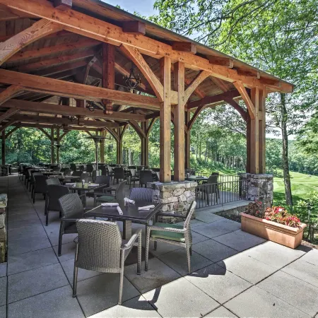 Idyllic Wintergreen Condo w/ Resort Amenities