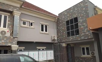 La Topik Hotel and Suites