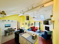 New Buffalo Inn & Spa - 3-Star