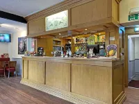 The Woodman Inn Hotels in Kirkby Fleetham with Fencote