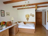 Sporthotel Zugspitze Hotels in Lermoos