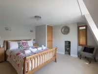 Harbourside Cottage - Boutique