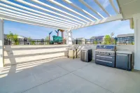 Patio, Park and Peace Skyview Landing in Eagle! - Wifi
