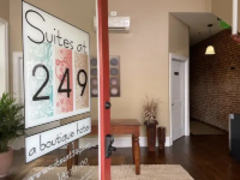 Suites at 249 Hotels in Culpeper