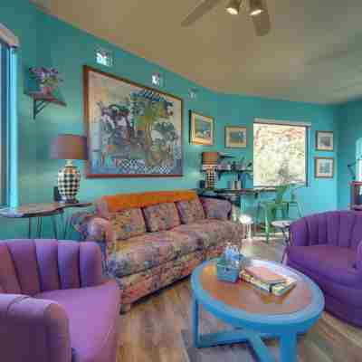 Amazing Views & on-Site Hiking: Sedona Studio Rooms