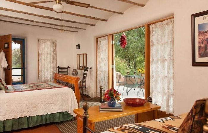 Casa Escondida Bed & Breakfast