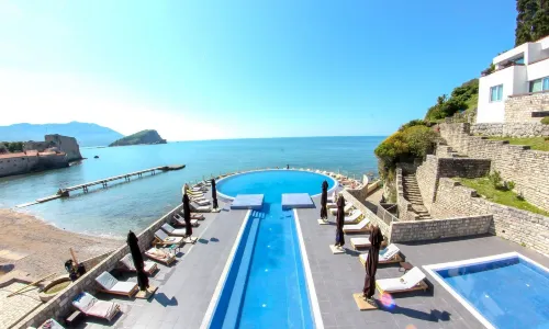 Avala Resort & Villas