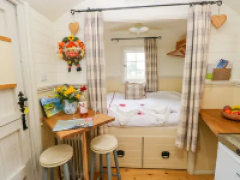 Shepherds Hut - the Hurdle โรงแรมใน