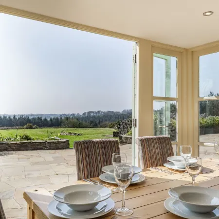 Tregoninny Vineyard and Woodland Farmhouse