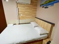 KitNet na Praia de Itapuã Hotel dekat Alun-alun Vinicius de Moraes