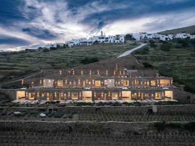 Ivy's Natural Resort فنادق في Ormos Agiou Ioanni