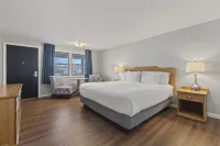 Mariner Resort