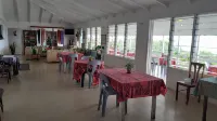 Dave Parker Eco Lodge Hotel - Bữa sáng