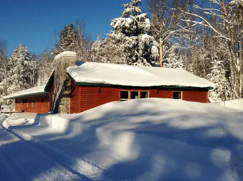Tahquamenon Suites Lodging Hotels in Whitefish Township
