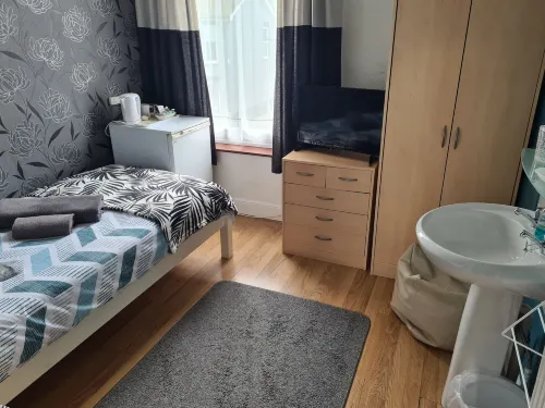 Sunnyside Hotel - Homestays