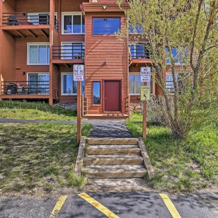Silverthorne Condo Patio, Mtn Views, Pool Access!