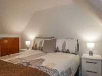 Nanville Hotels near The Old School Beauly