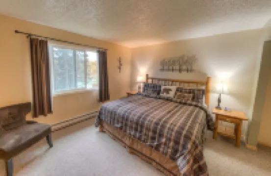 Kenai River Lodge Hotels in 