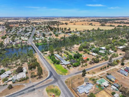 24HourCheck-in- Bridgewater Motel-Victoria-Australia Отели рядом с достопримечательностью «Bridgewater Riverwalk»