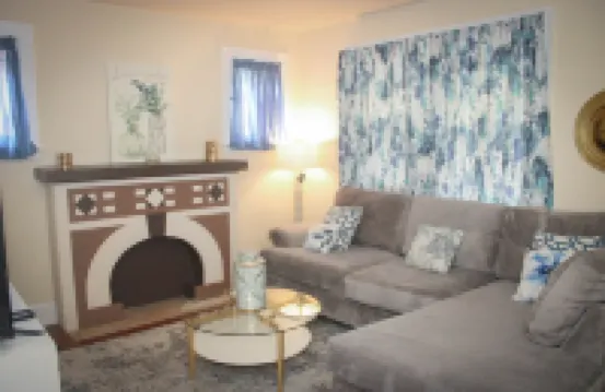 Modern Cozy Getaway 6 Miles from Downtown, Cincinnati