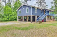 Riverfront Milton Cabin w/ Boat Ramp & Dock! - Parking