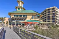 Resort Miramar Beach Getaway + Balcony & View! - WiFi