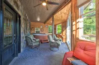Tenn River Cabin w/ Hot Tub - 10 Mi to Chattanooga - Pet friendly
