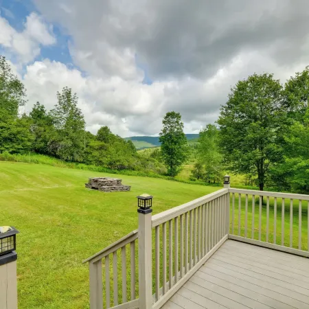 Quiet Catskills Getaway w/ Deck & Mtn Views