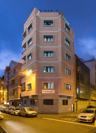 Hotel Apartamento Bajamar Отели в г. Лас-Пальмас