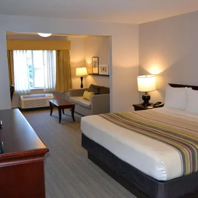 Country Inn & Suites by Radisson, Gurnee, IL Hotels near Gurnee Mills