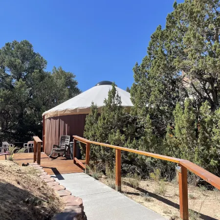 Escalante Yurts - Luxury Lodging