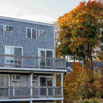 Aspinquid Resort Hotel Exterior