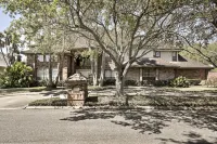 Pool & Hot Tub: Lakefront Harlingen Home - 3-Star