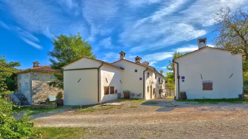 Traditional Stone House Kotli Hotels in Motovun