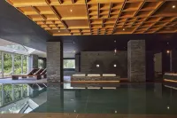 Lodge Park Hotel - Pools