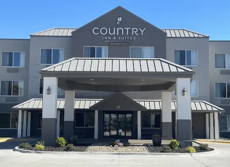 Country Inn & Suites by Radisson, Council Bluffs, IA Отели в г. Льюис