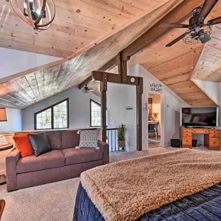 Inviting Julian Home w/ Scenic View & Hot Tub