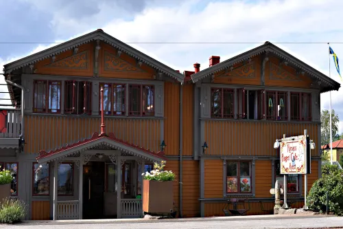 Nymans Bed & Breakfast Hotels in Karlsborg