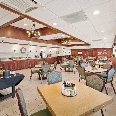 The English Inn of Charlottesville