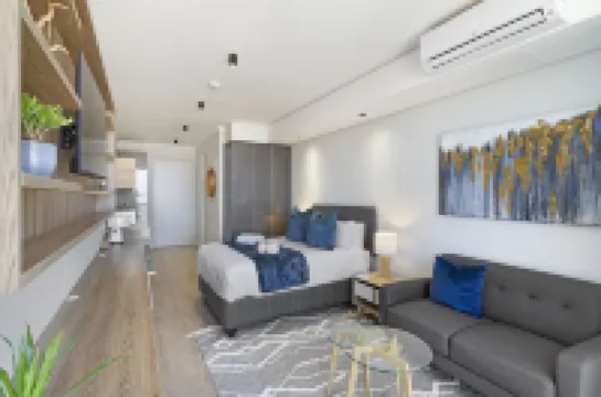 Ellipse Waterfall 31002