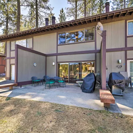 Quiet Home w/ Graeagle Meadows Golf Course View!