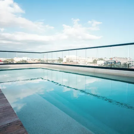 B10 Distinctive Hotel