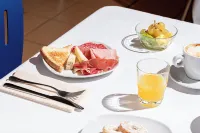 フィ ホテル ホーミー ドルエント - 朝食