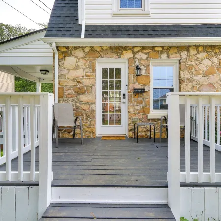 Chic Front Royal Retreat Near Shenandoah River!