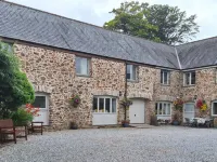 Cherry at Buckland Court - 3-Star