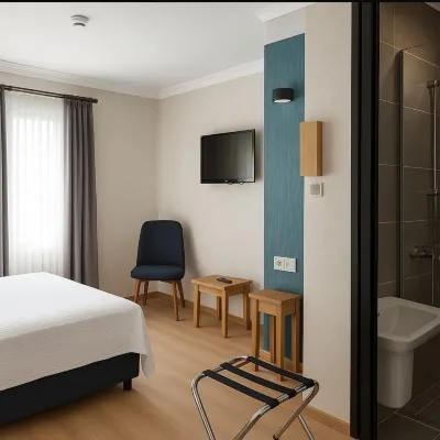 Red Green Hotel Hotel in zona Latife Hanim Mansion and Memorial House