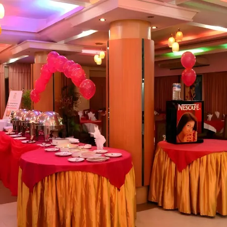 Hotel Metro International