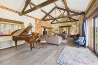 Host Stay The Old Foundry